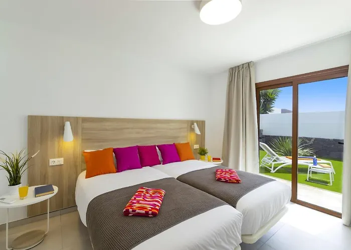 Lana By Вилла *