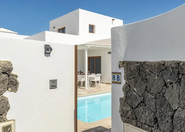 Lana By Вілла *